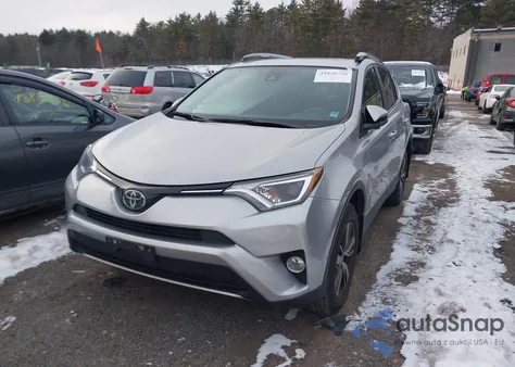 2018 Toyota Rav4 Xle from USA, damaged, VIN JTMRFREV9JJ194649